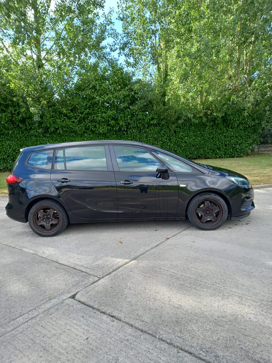 2018 Opel Zafira AUTOMATIC 1.4 Petrol - Image 1