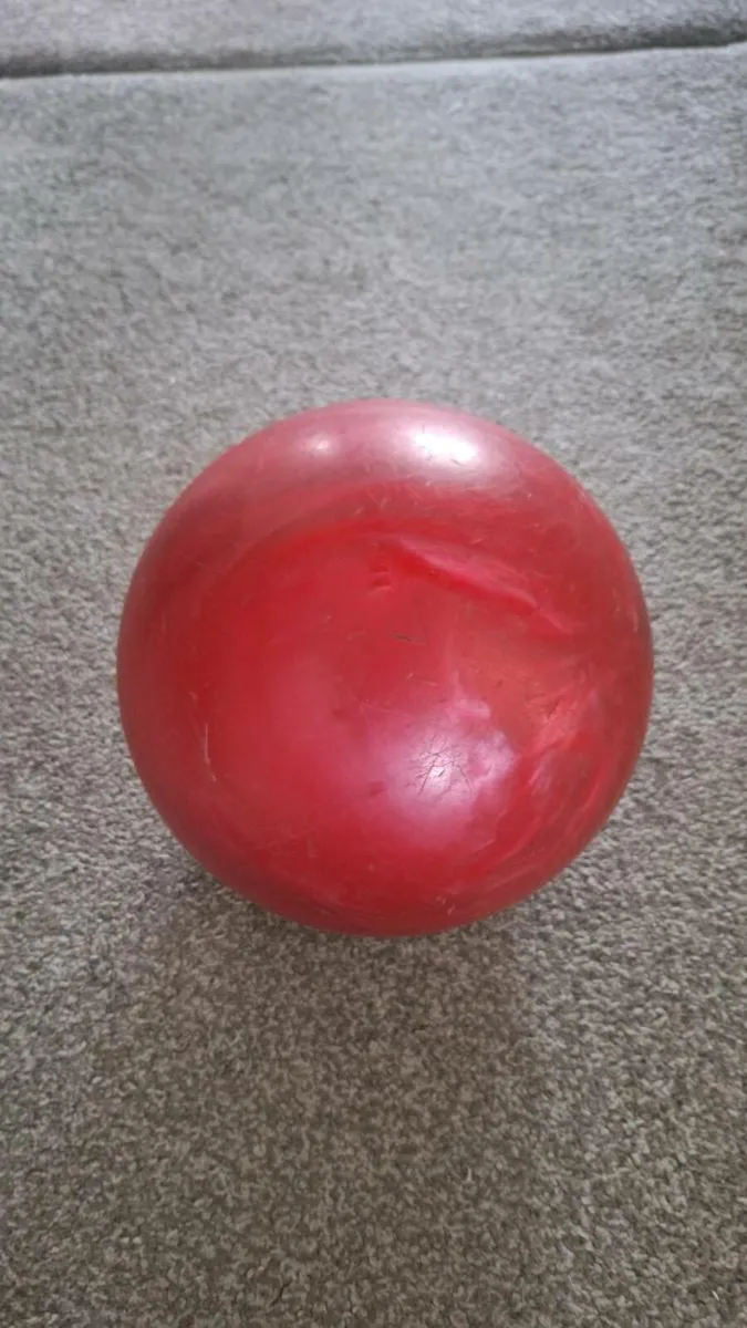 Bowling ball - Image 3