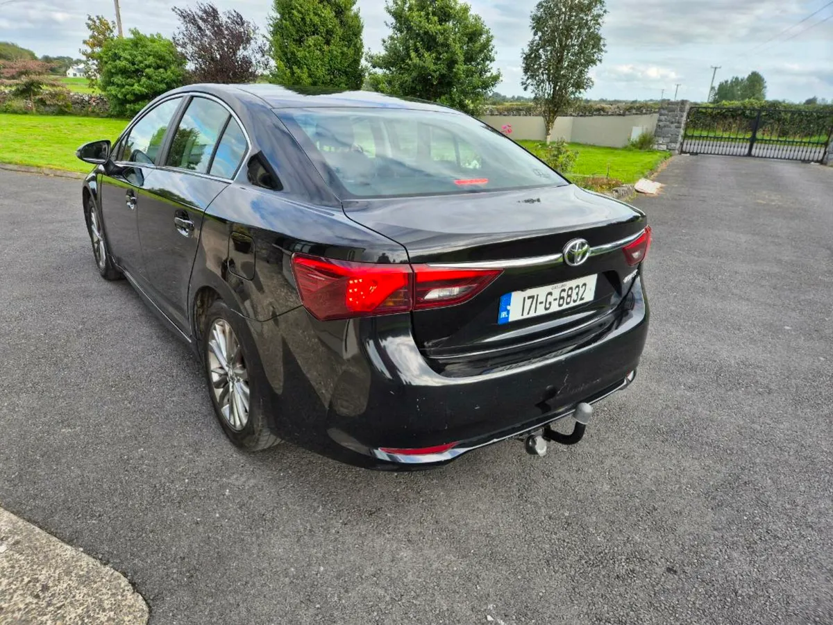 2017 Toyota Avensis 2.0l D-4D Business Edition - Image 4