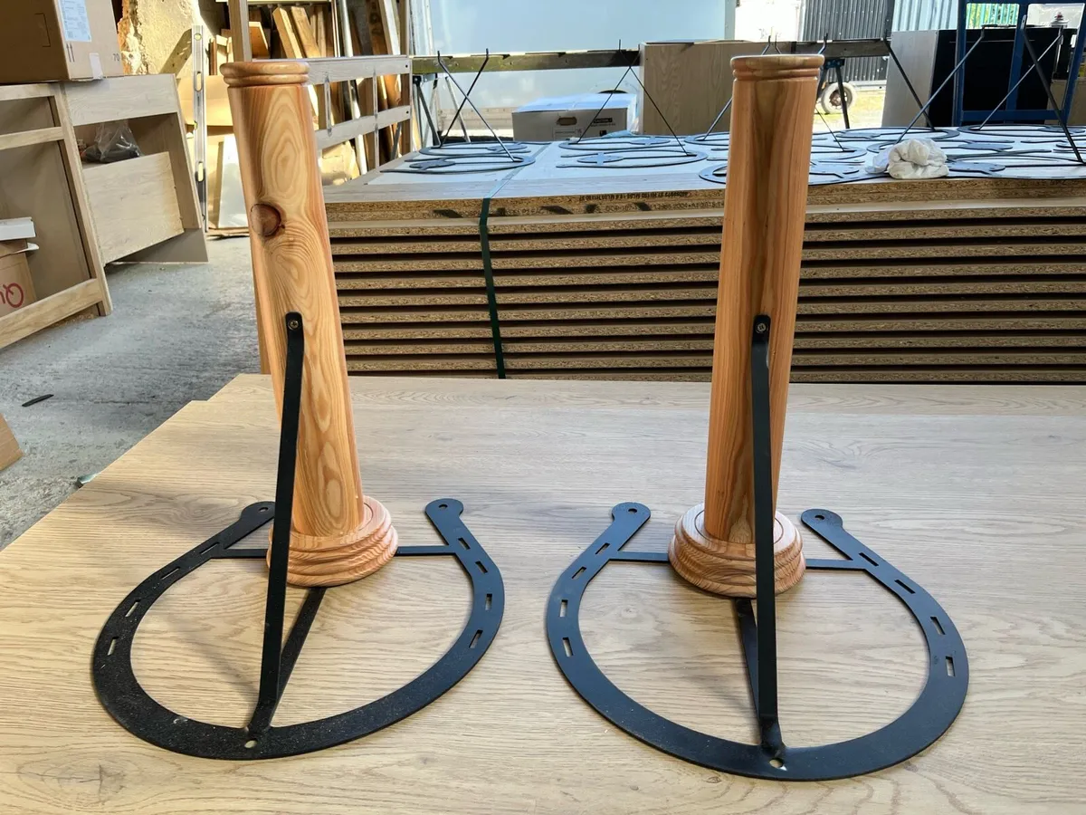 Saddle and bridle holder - Image 1