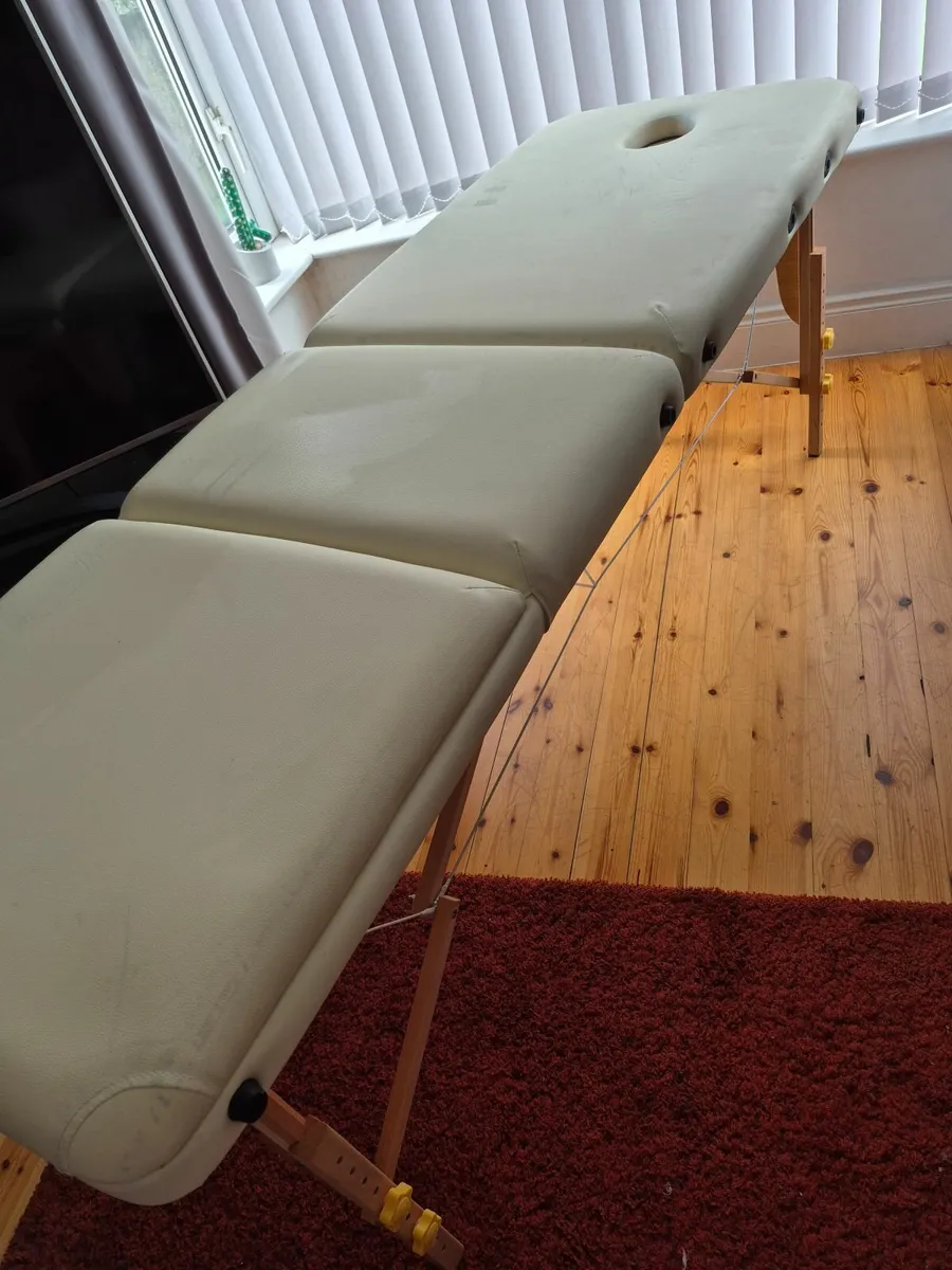 Massage Table / Bed / Massage Therapy Starter Kit - Image 2