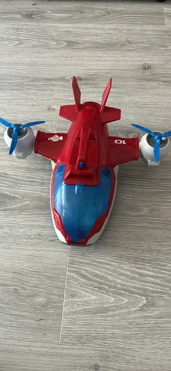 Paw patrol rescue vehicle