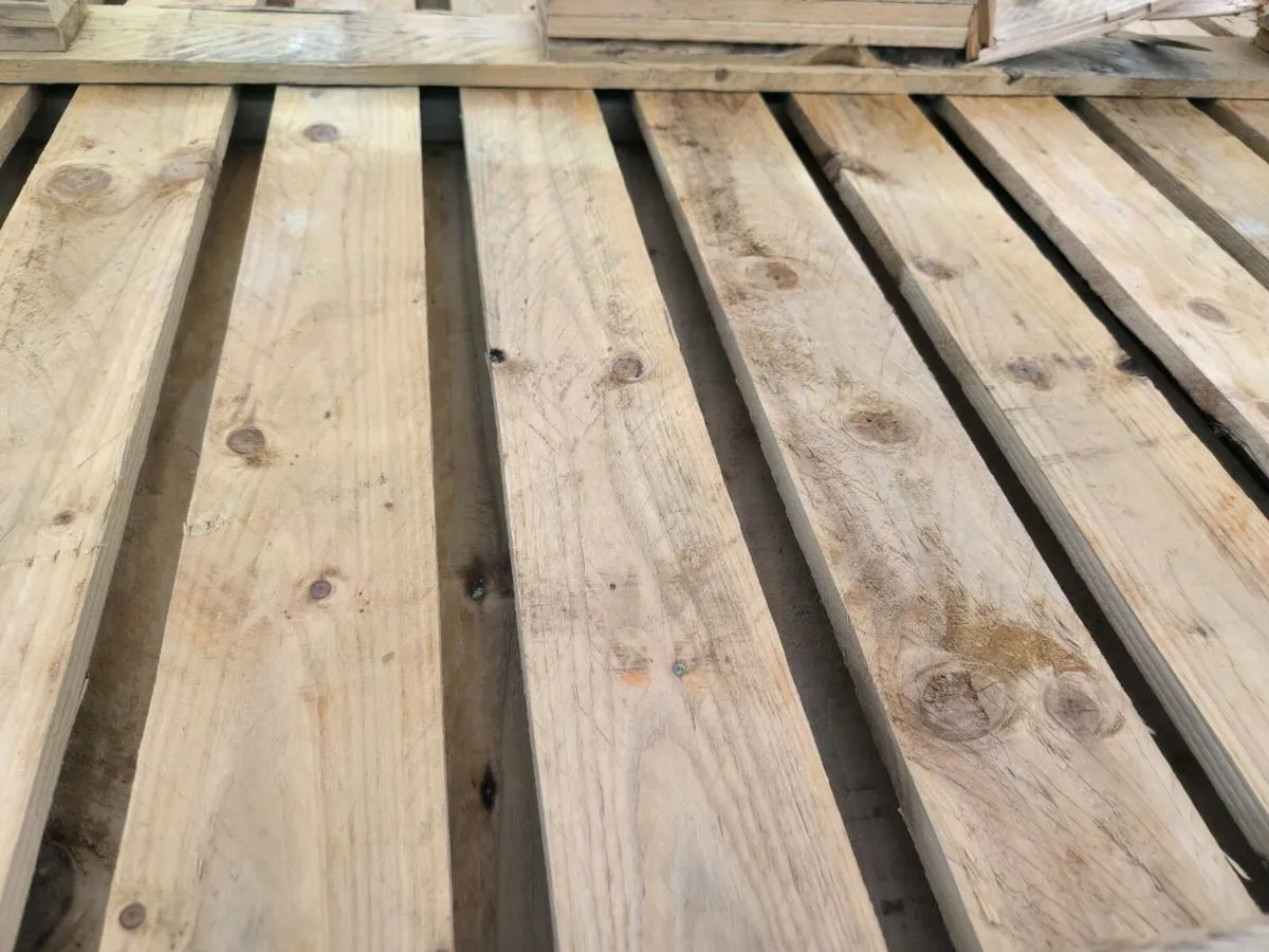 Timber fencing - Image 2