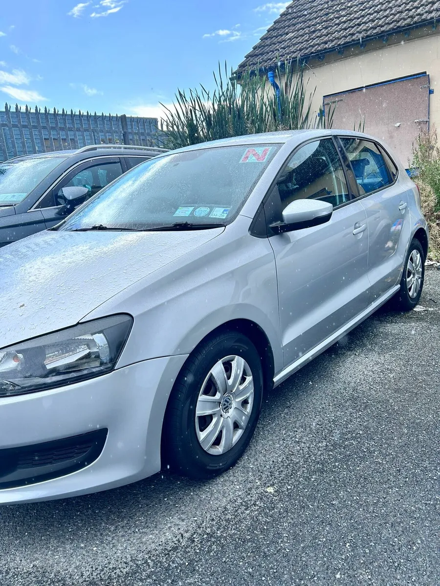 Volkswagen polo - Image 2