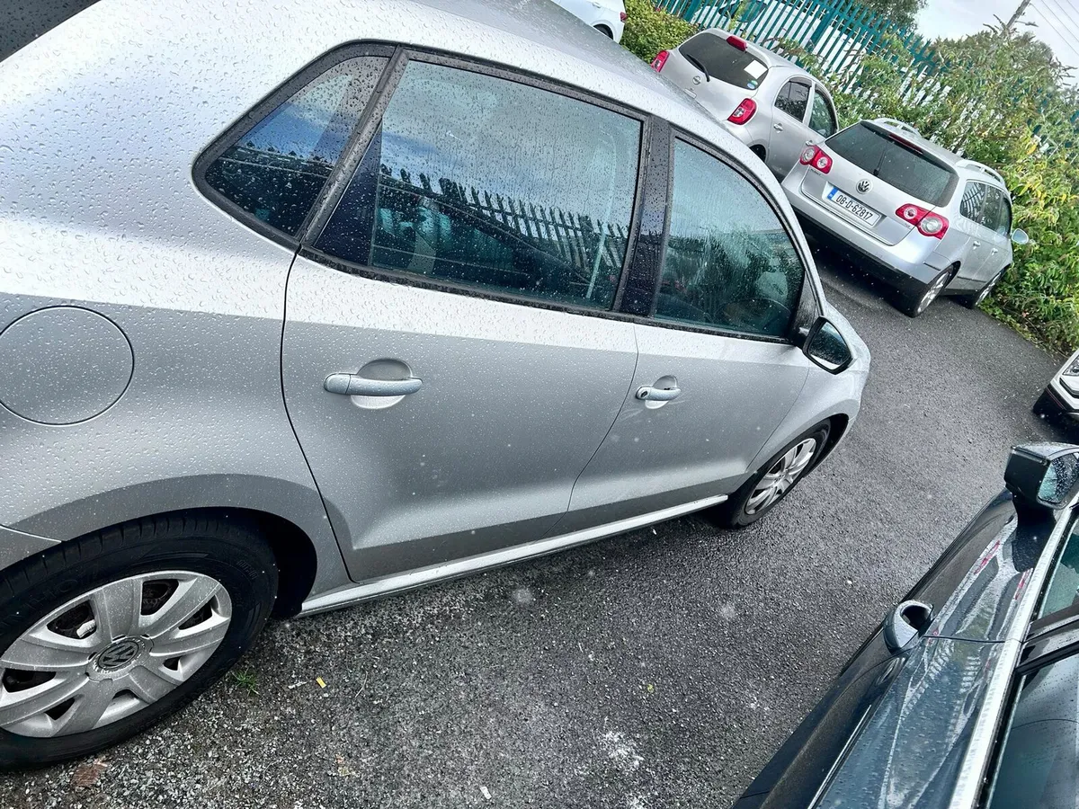 Volkswagen polo - Image 3