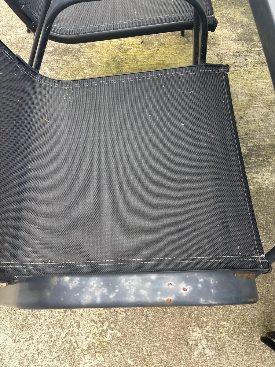 Garden Table and 6 chairs - Image 3