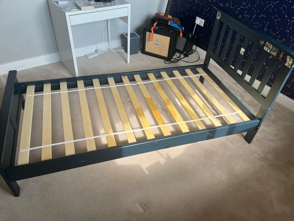 Single navy wooden bed frame - Image 3