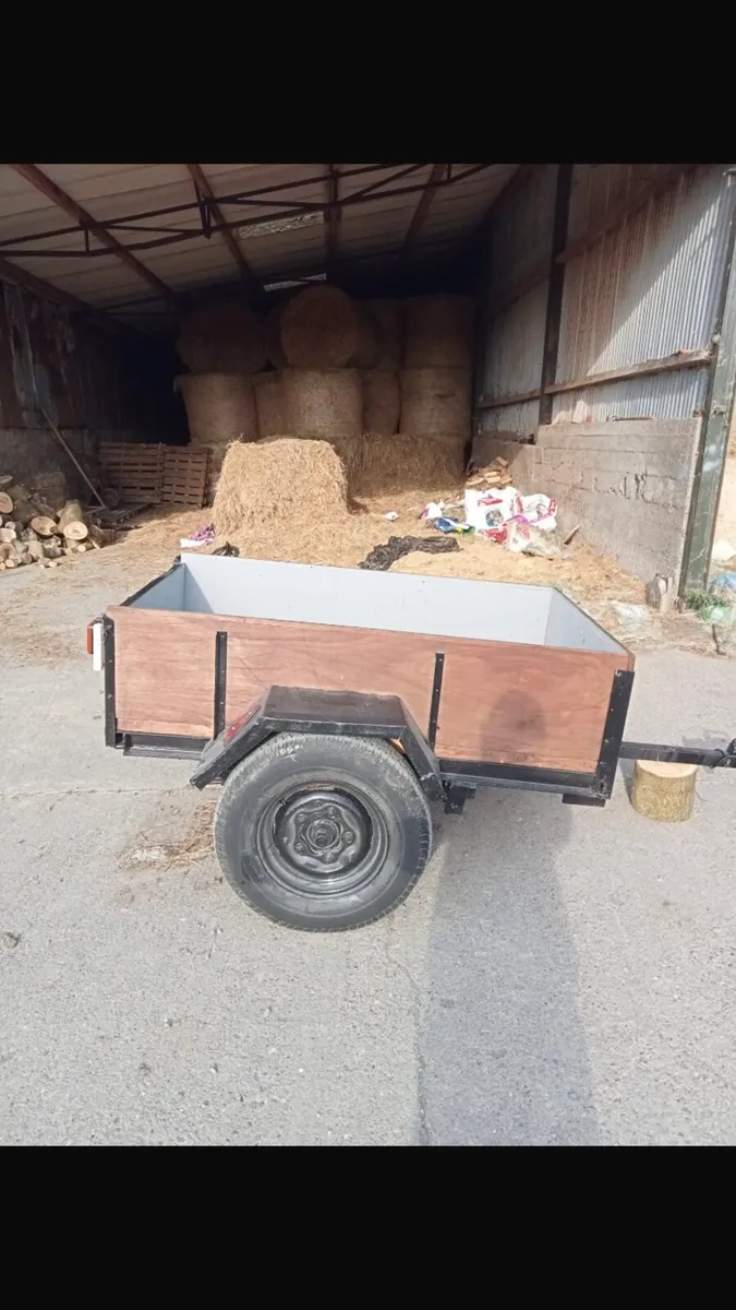 Trailer - Image 2
