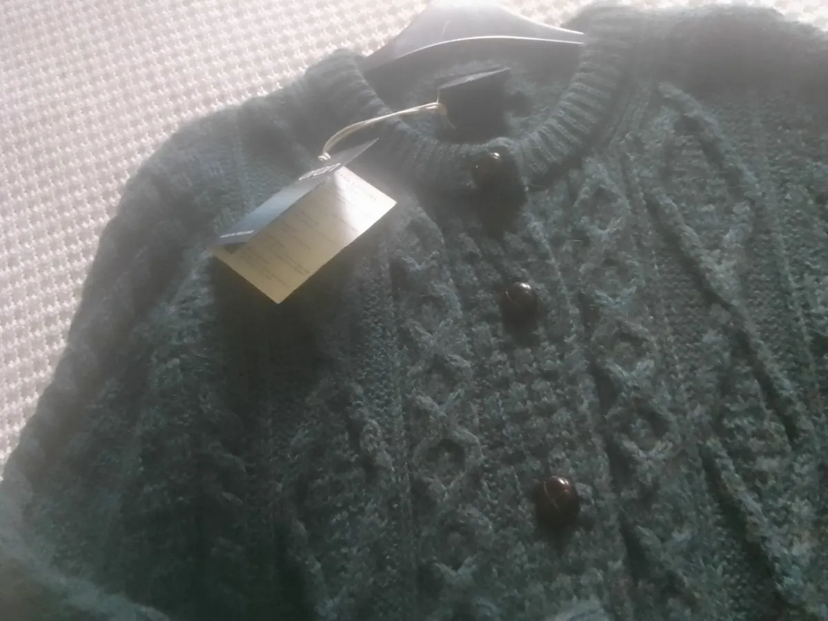 ARAN WOOL DARK GREEN CARDIGAN SIZE 14 NEW - Image 1