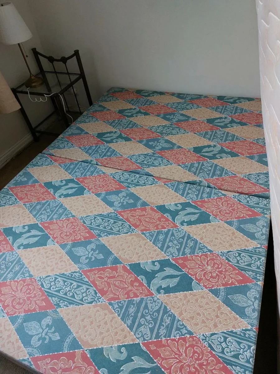 Bed base/frame - Image 1