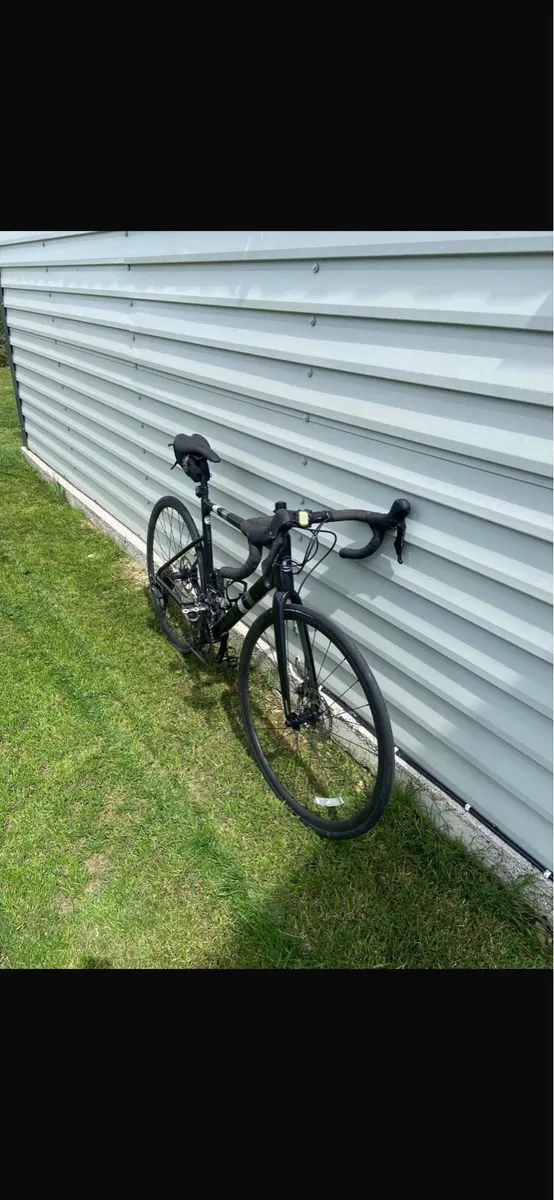 Cannondale CAAD13 Disc105 - Medium-Low KM €1400 - Image 2