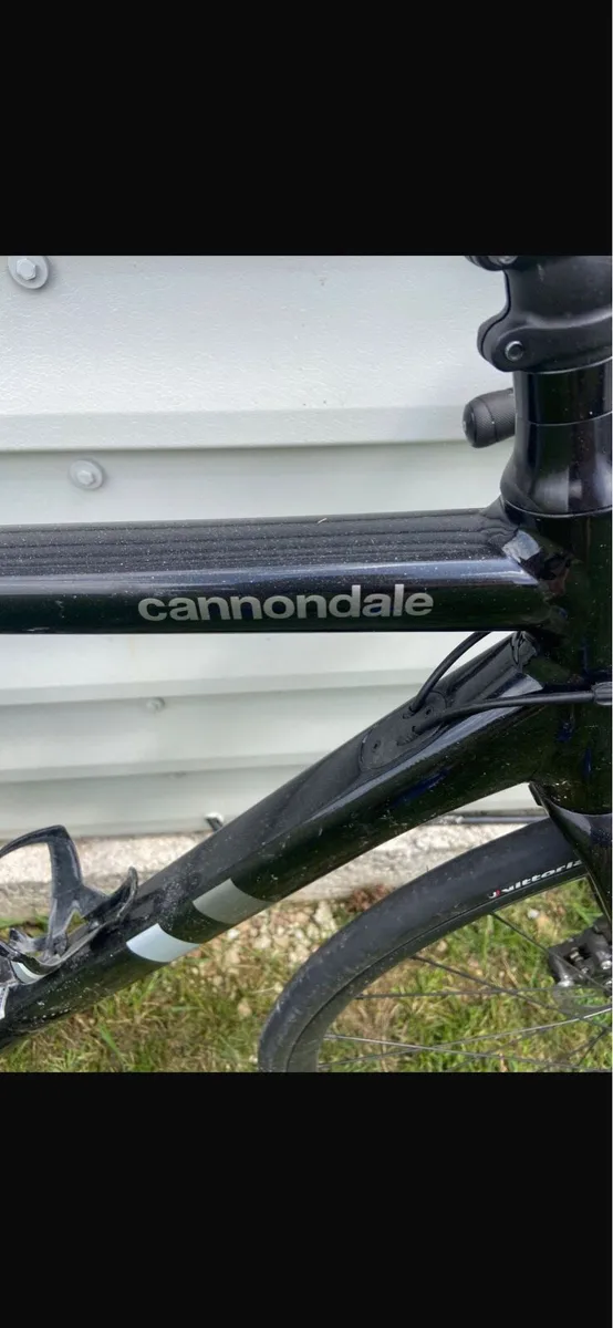 Cannondale CAAD13 Disc105 - Medium-Low KM €1400 - Image 3