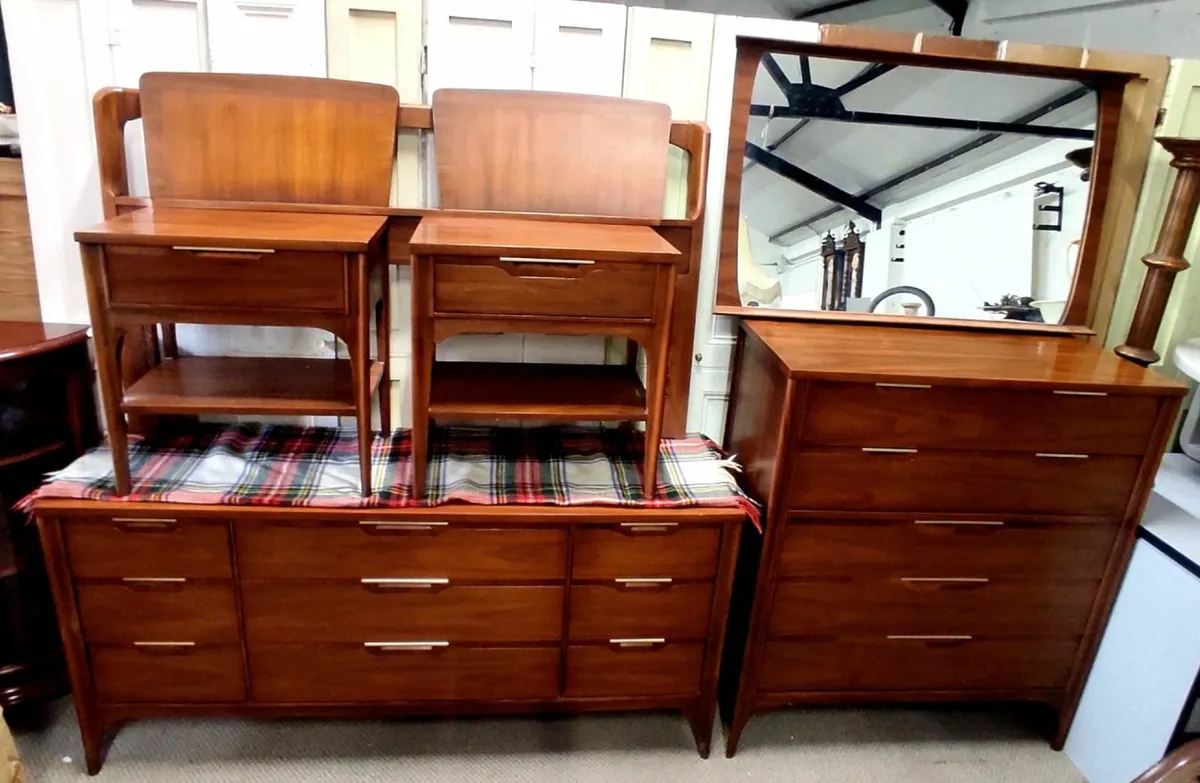 Mid Century Vintage American Kent Coffey Impact - Image 1