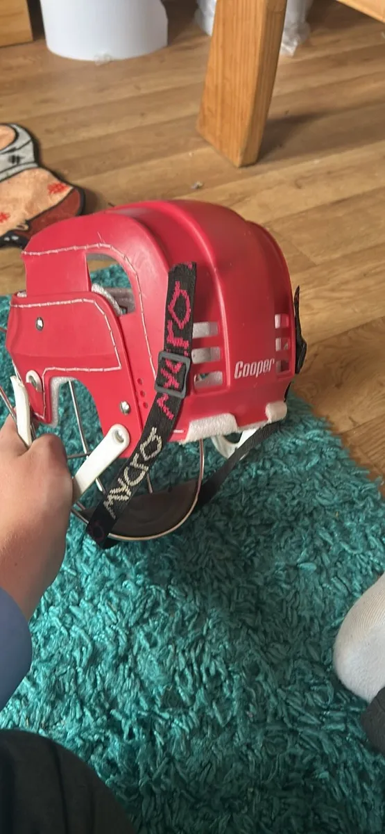 Red cooper stitched thurles guard - Image 3