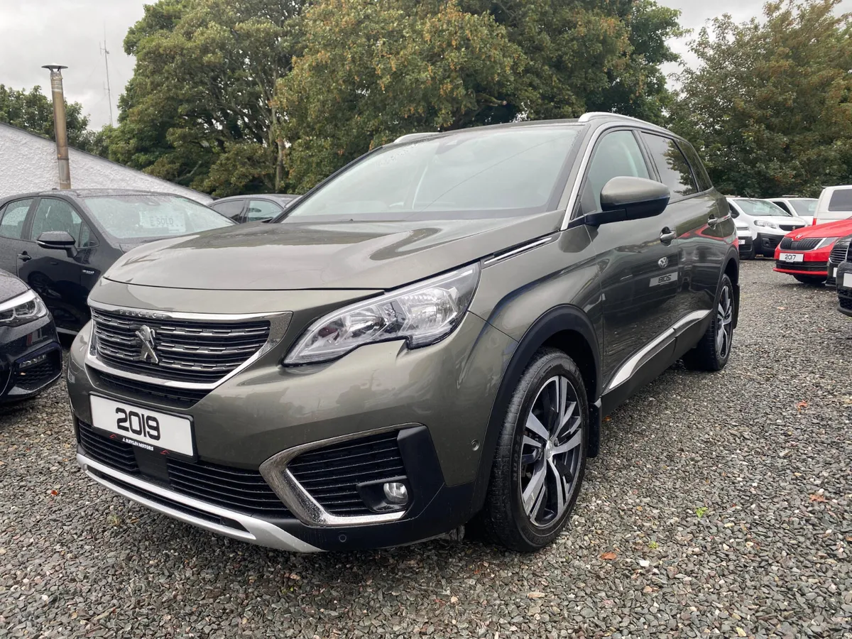 June 2019 Peugeot 5008 Allure HDi 130 7 seater - Image 3