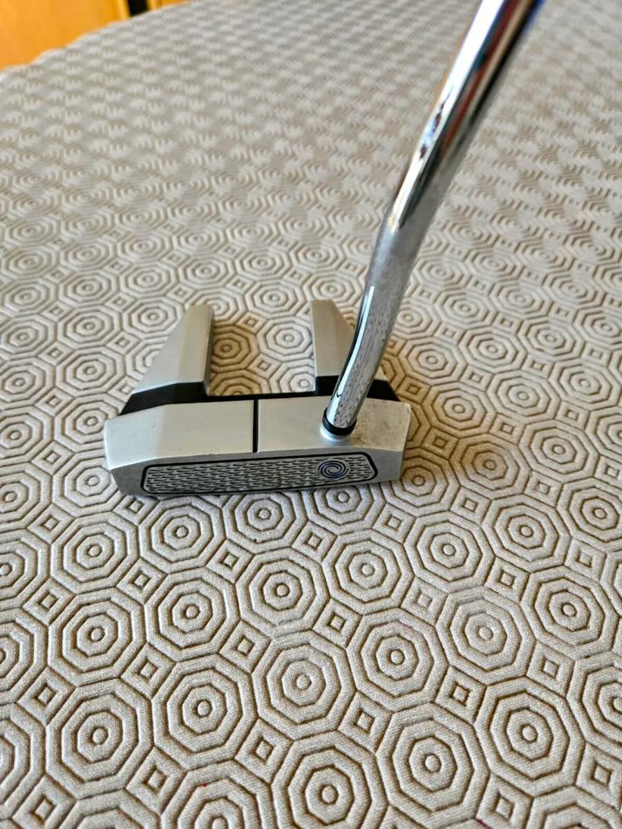 Odyssey Works Mallet putter - Image 3