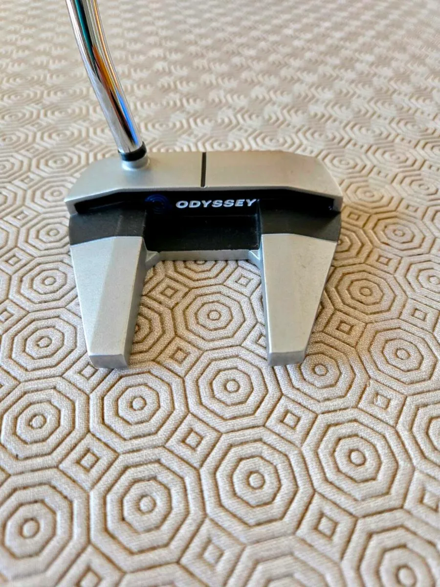 Odyssey Works Mallet putter - Image 4