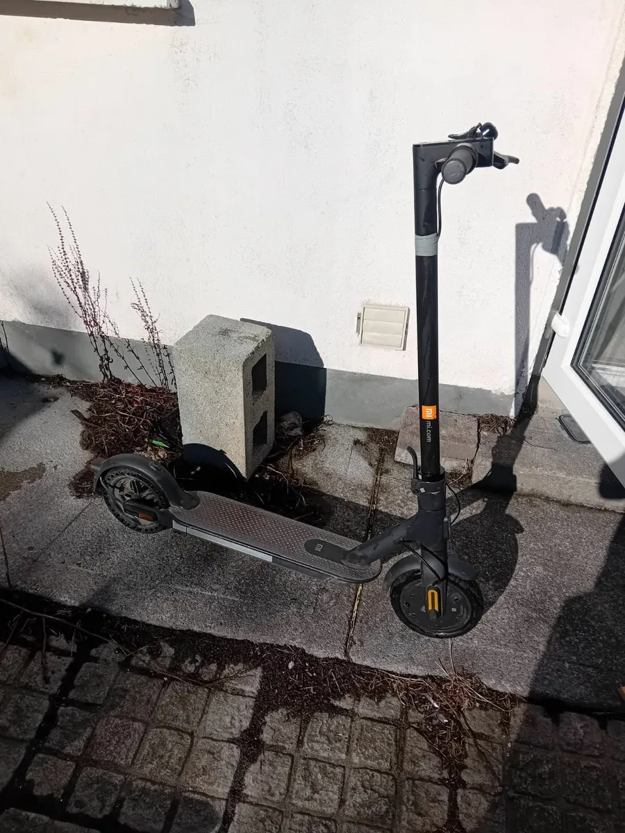 Electronic scooter - Image 3