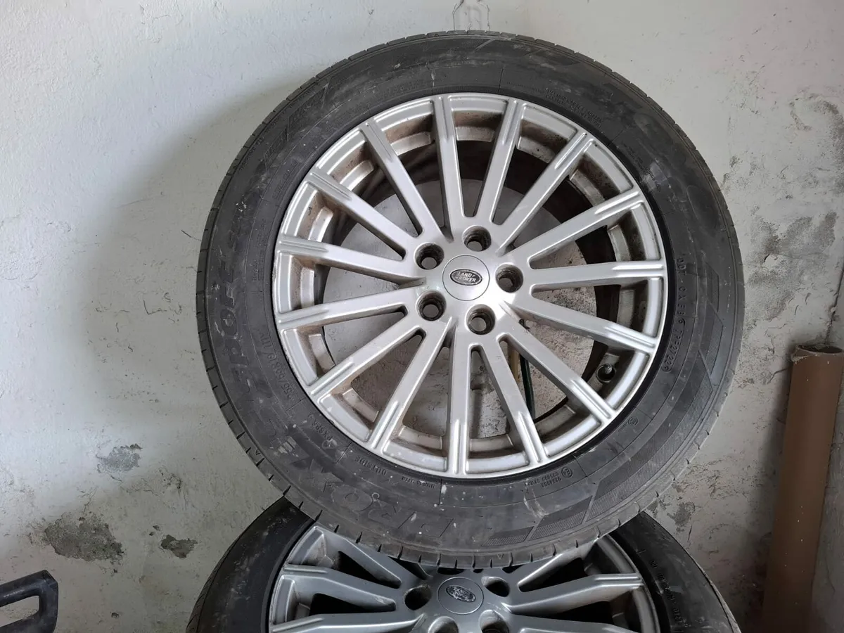 Land Rover Wheels - Image 1