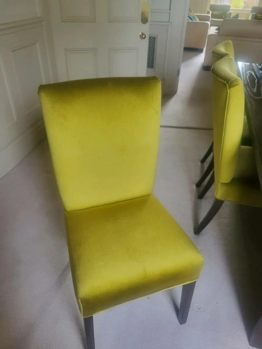 Dining table & 8 chairs - Image 4