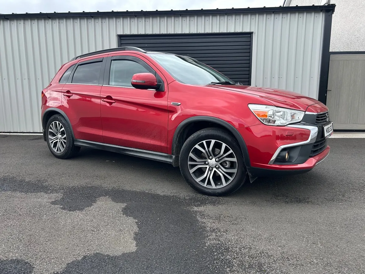 Mitsubishi ASX 2017, Semi-Auto, 2268 (cc), 4x4 - Image 1