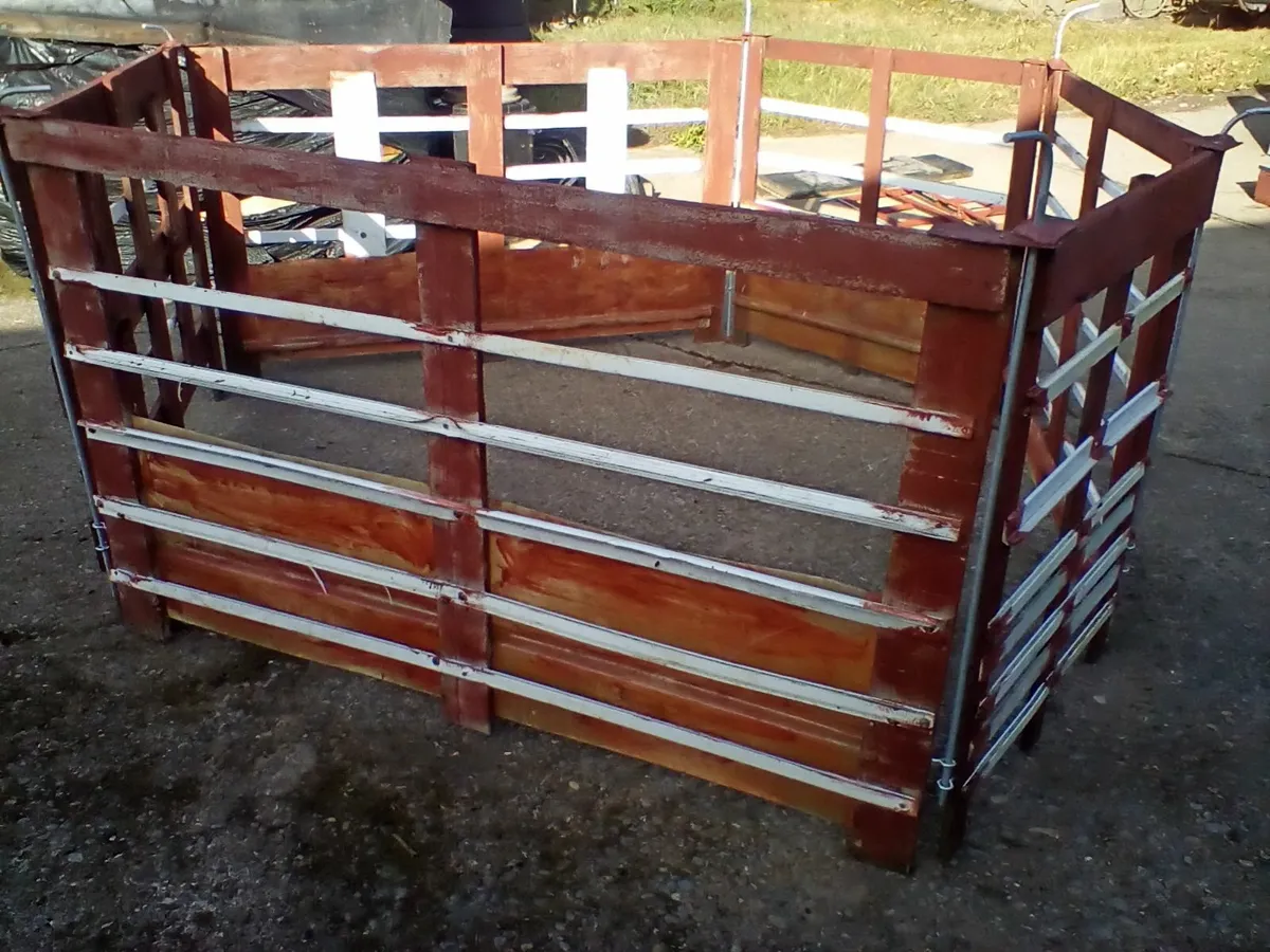 Sheep trailer and  ,sheep penning gates - Image 4