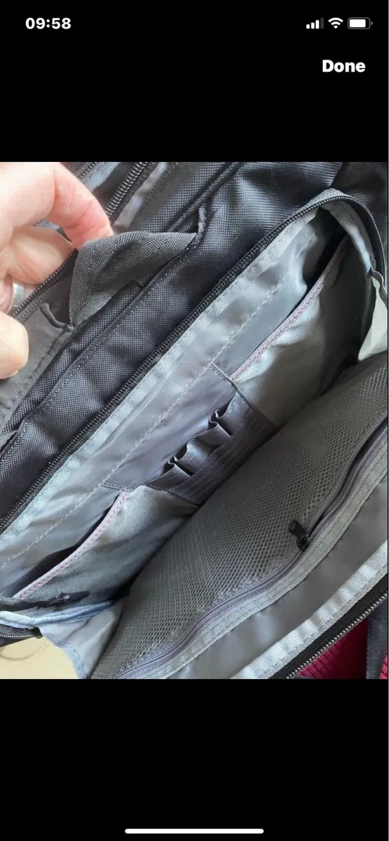 Dell Expandable Laptop Bag/ Briefcase - Image 4