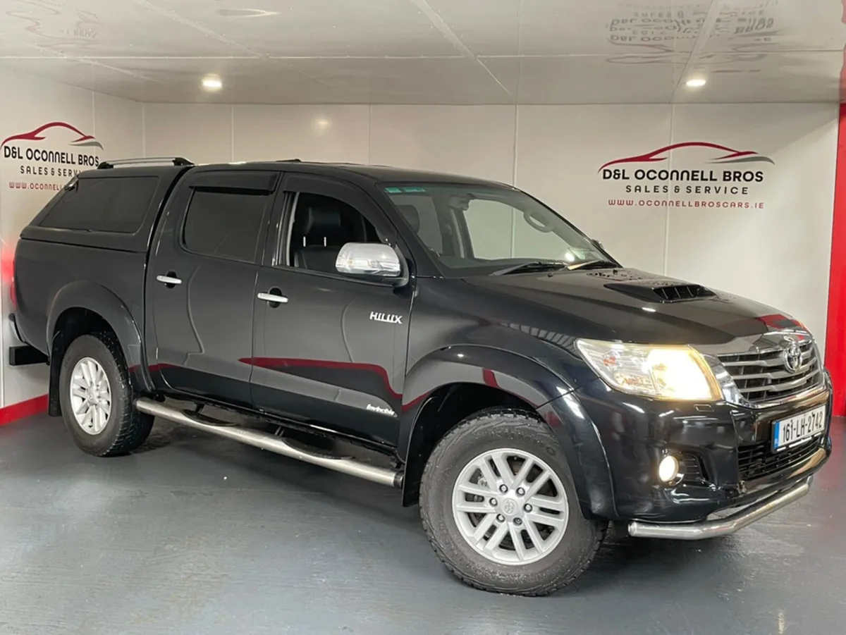 Toyota Hilux 3.0 D-4D D/CAB INVINCIBLE 4DR D/C - Image 1