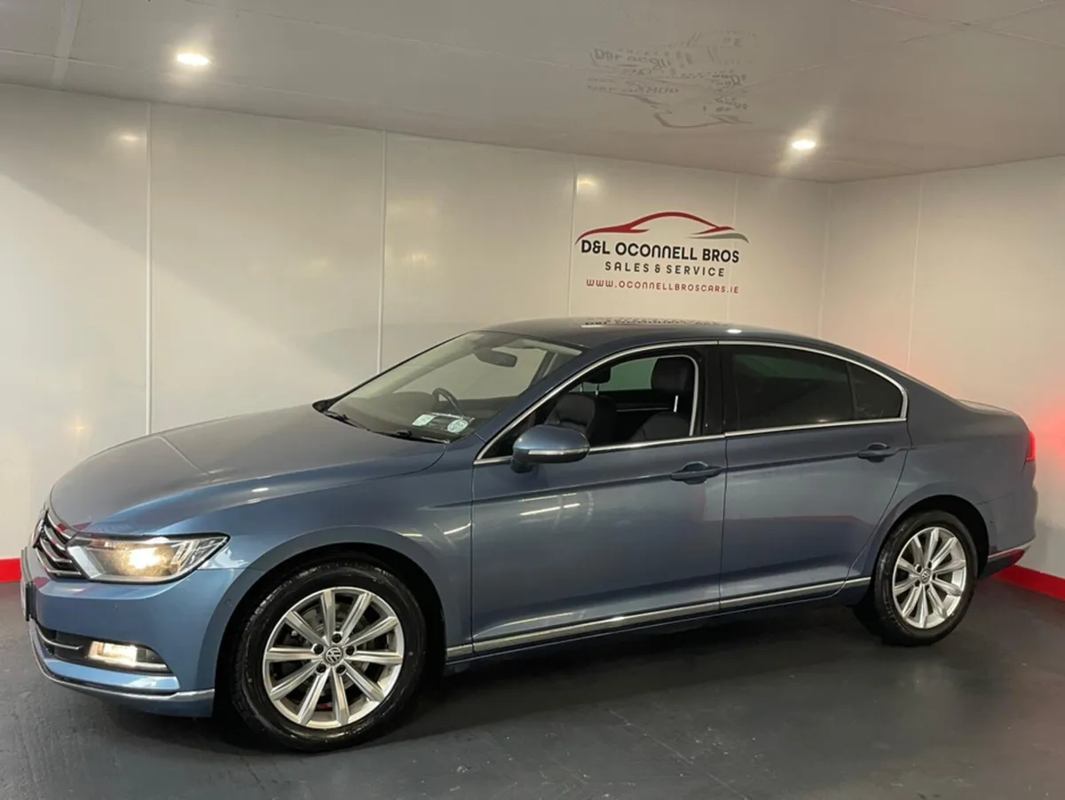 Volkswagen Passat HIGHLINE 2.0 TDI MANUAL 6SPEED F - Image 4