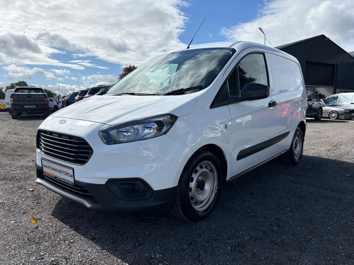 Ford Transit Courier - Image 1