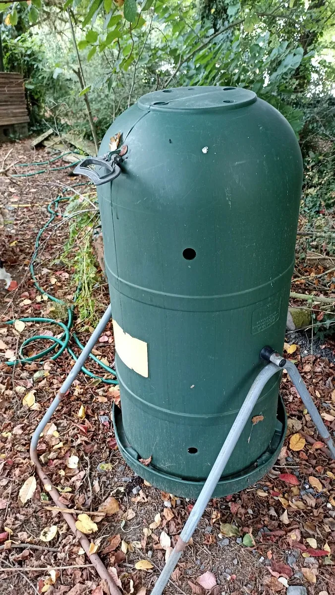 Compost bin / tumbler - Image 4