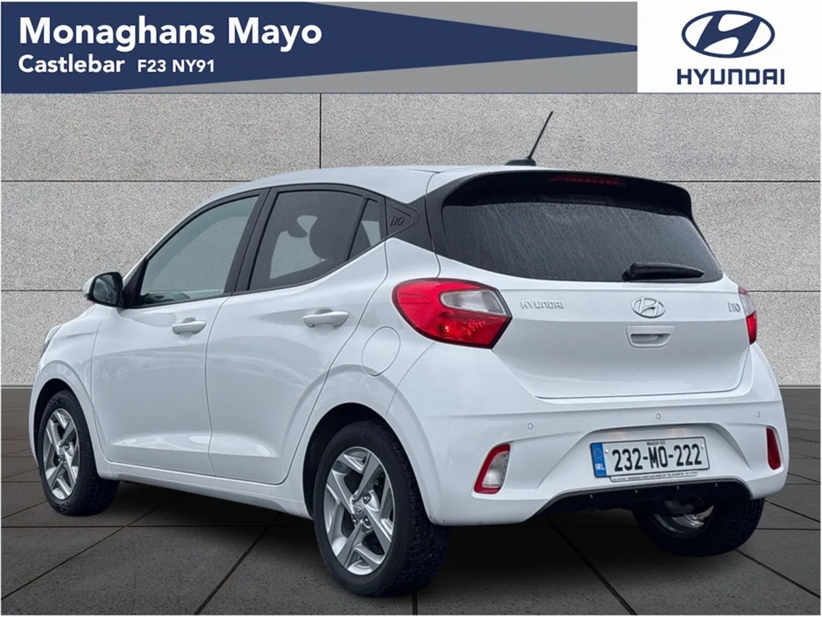 Hyundai i10 DELUXE 5DR - Image 3