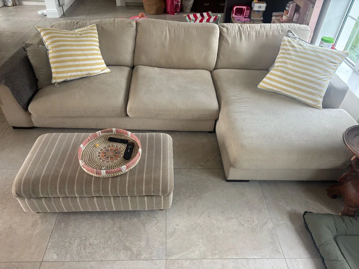 Couch - Image 3