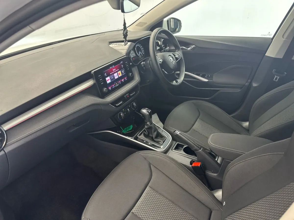Skoda Fabia 1.0tsi Style  auto   55 P/W 3yrs - Image 4