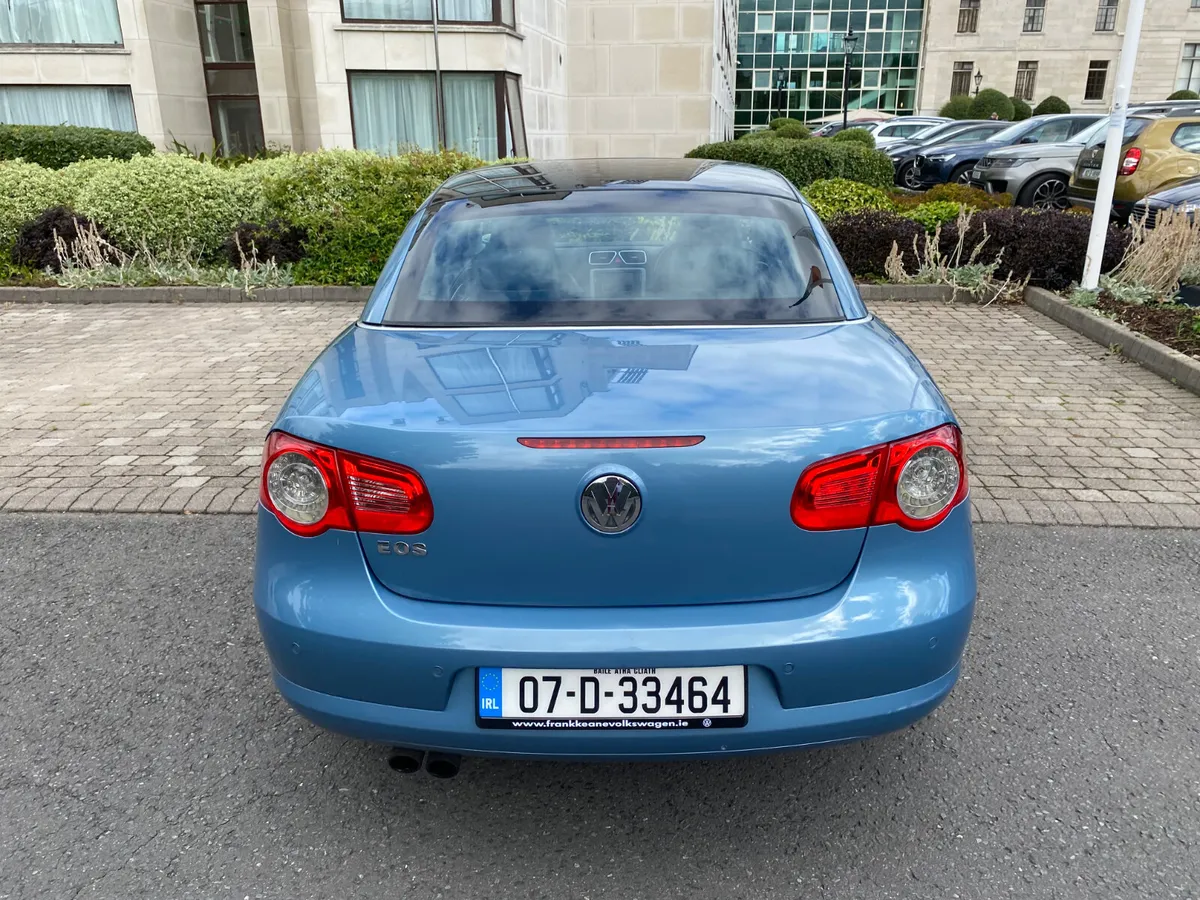 Volkswagen Eos -0872558536 - Image 2