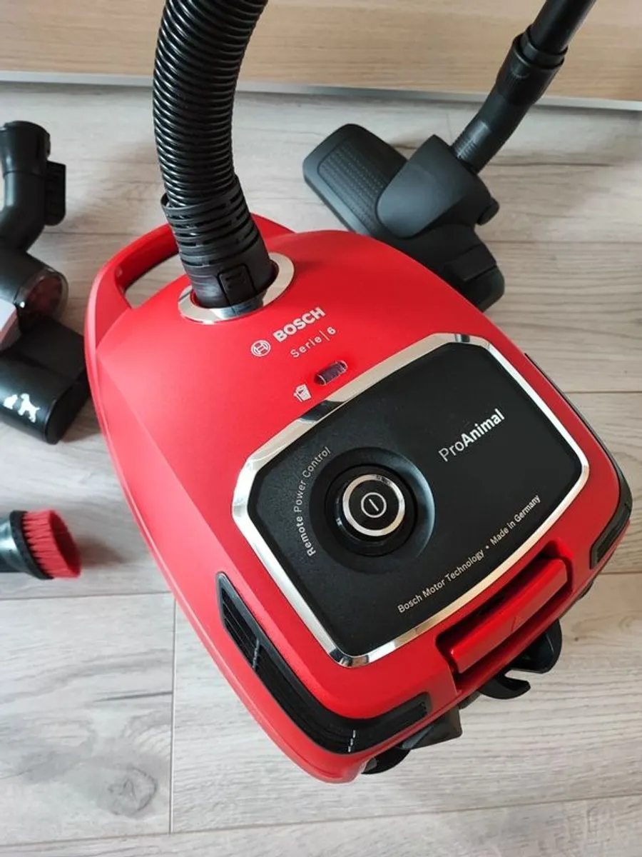Vacuum Cleaner Bosch Series 6 Bagged ProAnimal Red - Image 3