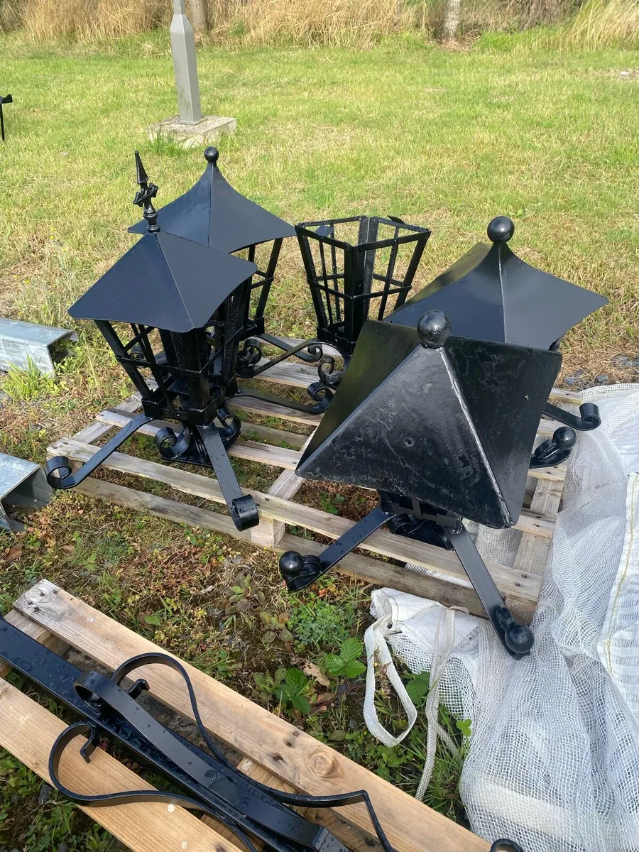Pier top lights - Image 2