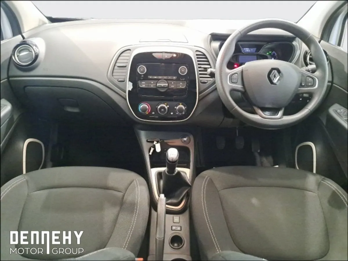 Renault Captur Diesel Play 95 bhp  65 P/wk - Image 3