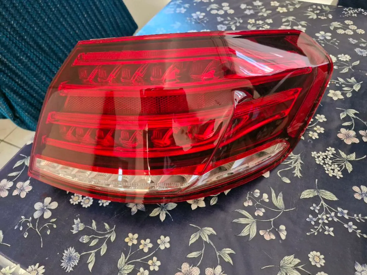 Rear light for E class Mercedes - NEW - Image 1