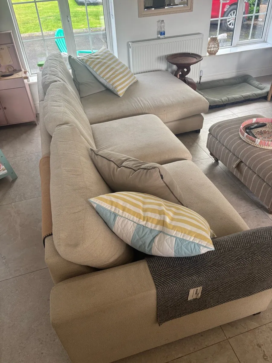 Couch - Image 1