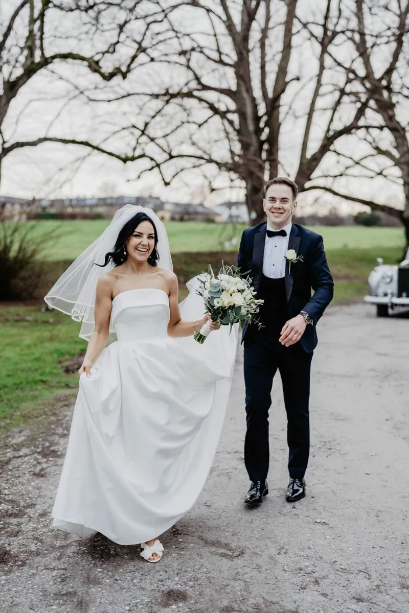 Wedding dress - Image 3
