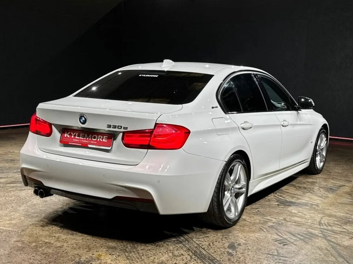 BMW 3-Series 330e - HYBRID M-SPORT - LOW MILEAGE - - Image 3