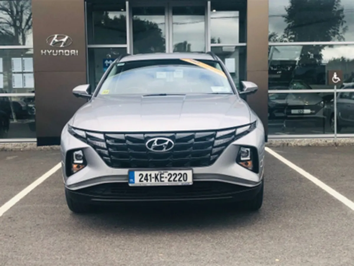 Hyundai Tucson Executive 1.6 Plug-in Hybrid Autom - Image 2