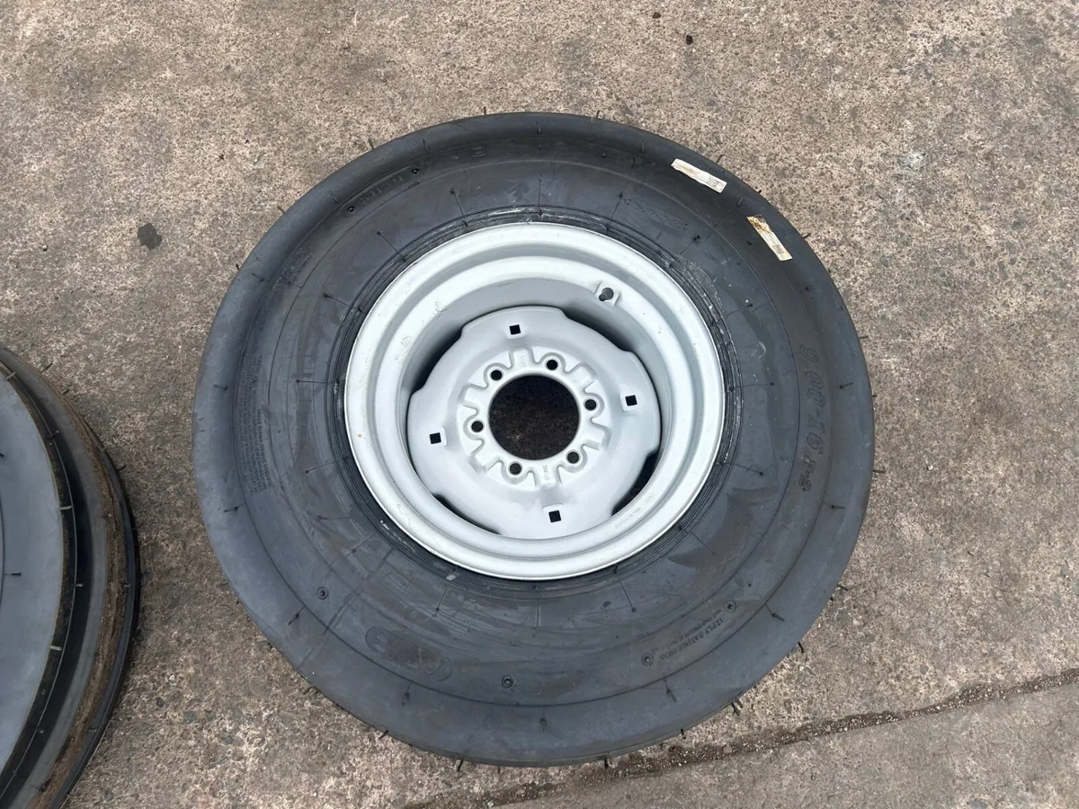 x2 New 900-16 Wheels To Fit MF, FORD OR CASE - Image 4