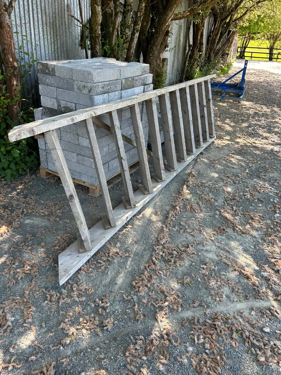Temporary stairs free to take away - Image 1