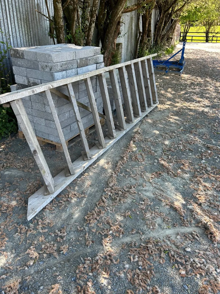 Temporary stairs free to take away - Image 2