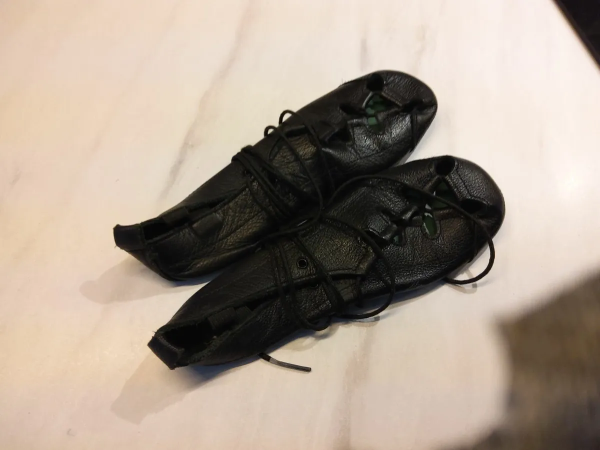 Irish dancing shoes - Image 2