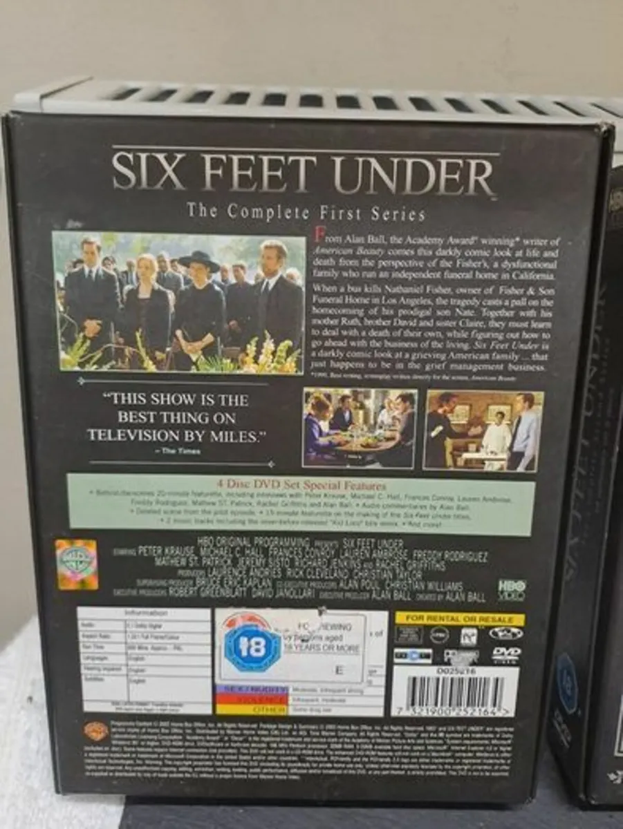 Six Feet Under Dvd sets postage cost incl - Image 2