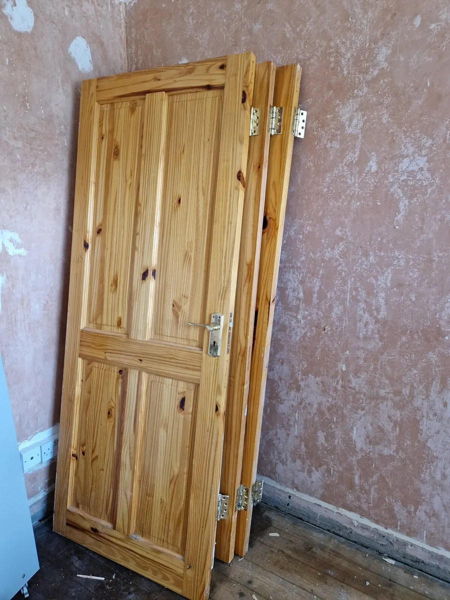 4 Solid Pine Internal Doors - Image 3