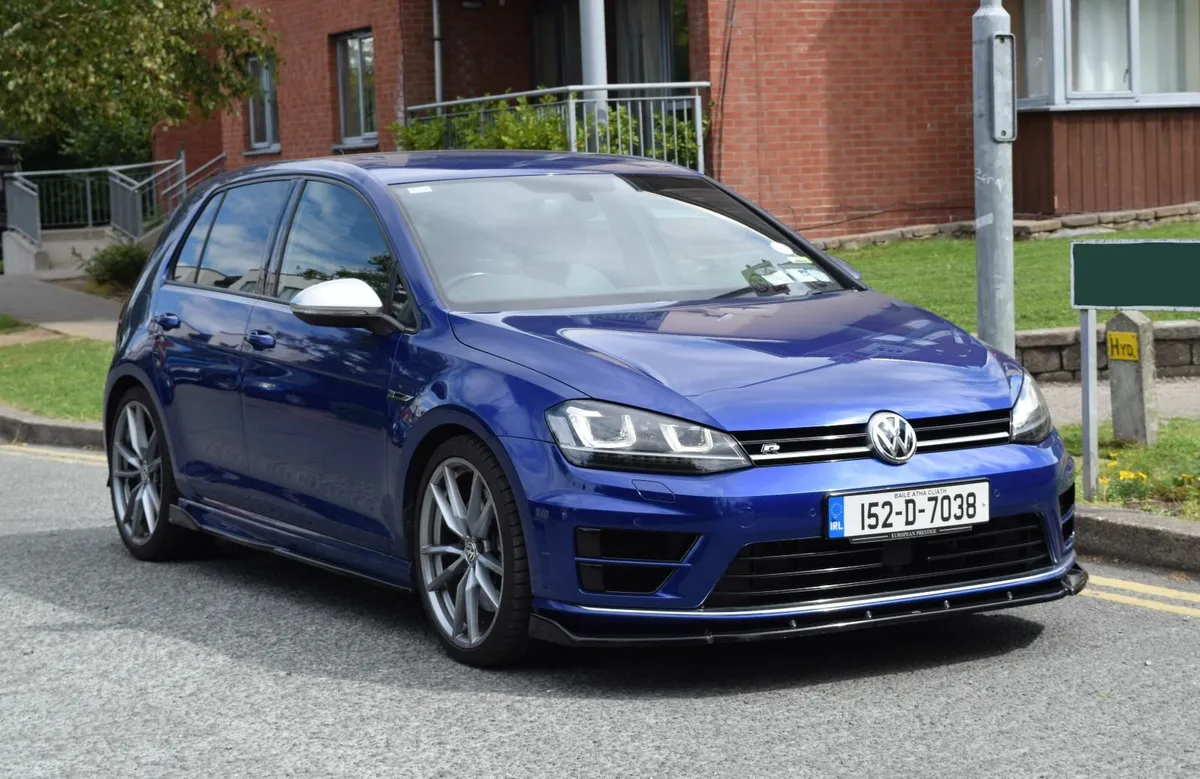 Low Milage Mk7 VW Golf R, Manual, Lapiz Blue - Image 1